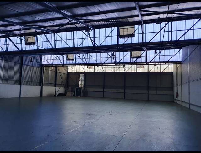 1,180M² FACTORY TO LET IN BELLVILLE SOUTH INDUSTRIA